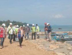 Warga Pesisir Berikan Dukungan Ke Pelaksana Water Break Desa Banding, Harapkan Tak Terganggu, Agar Selesai Dengan Tepat Waktu