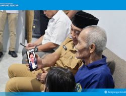 Wujud Nyata Kepedulian, Bupati Radityo Egi Siapkan Ruang Pemberdayaan Ekonomi untuk Mbah Mujiran