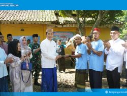 Bupati Egi Serahkan Sapi Kurban Raksasa 1,051 Ton dari Presiden Prabowo untuk Warga Jati Agung